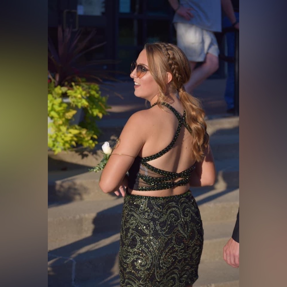 Ellie Wilde 2-piece homecoming dress